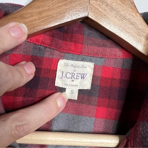J Crew Factory Womens Size Small The Perfect Shirt Red Grey Flannel Longsleeve - Picture 6 of 9